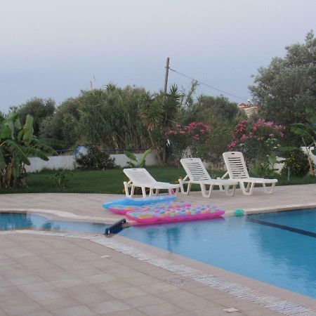 Eleni'S Apartments อาฟานโท ภายนอก รูปภาพ
