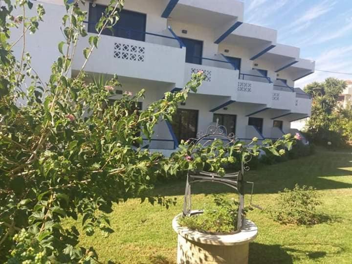 Eleni'S Apartments อาฟานโท ภายนอก รูปภาพ
